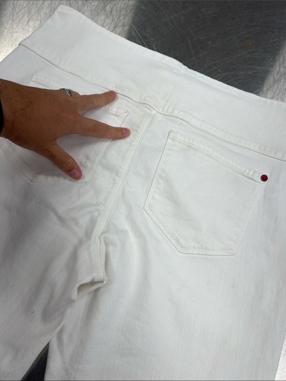 SPANX Women's White Straight Jeans Size 31 - Picture 10 of 14
